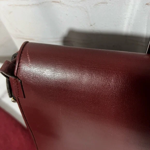 GUC Cartier Must de Cartier Crossbody - Picture 2 of 10